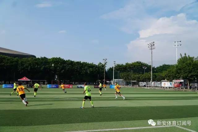 组图：世界杯-法国VS西班牙 双方球员抵达赛场